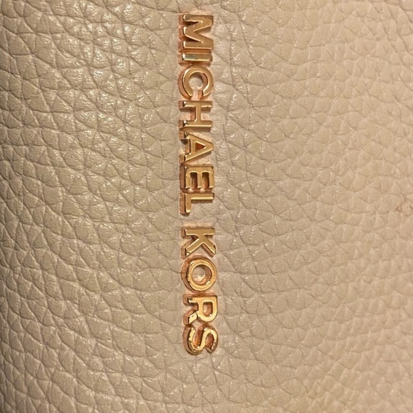 Michael Kors Bag - Picture 5 of 7